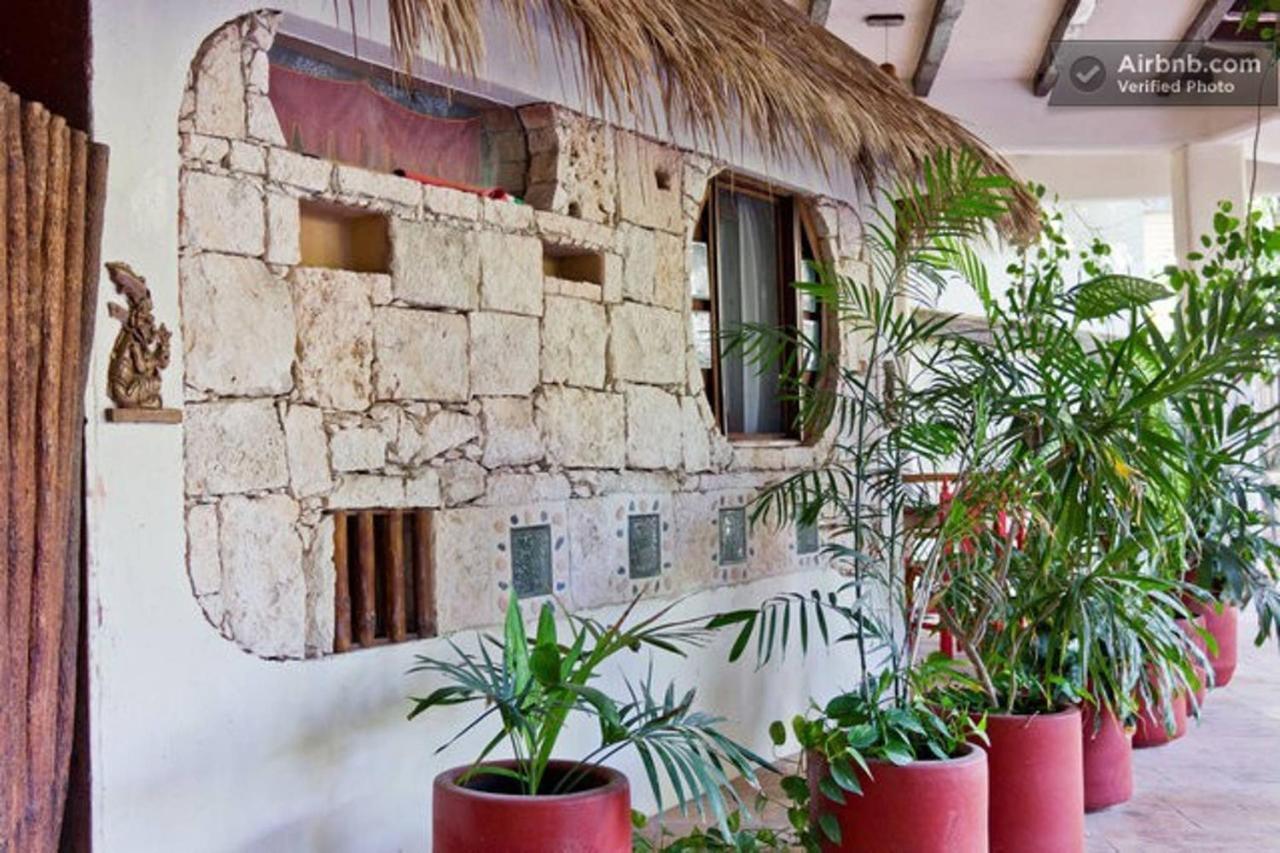 Apartamento One Bedroom In The Heart Of Playa Only One Block To The Beach!