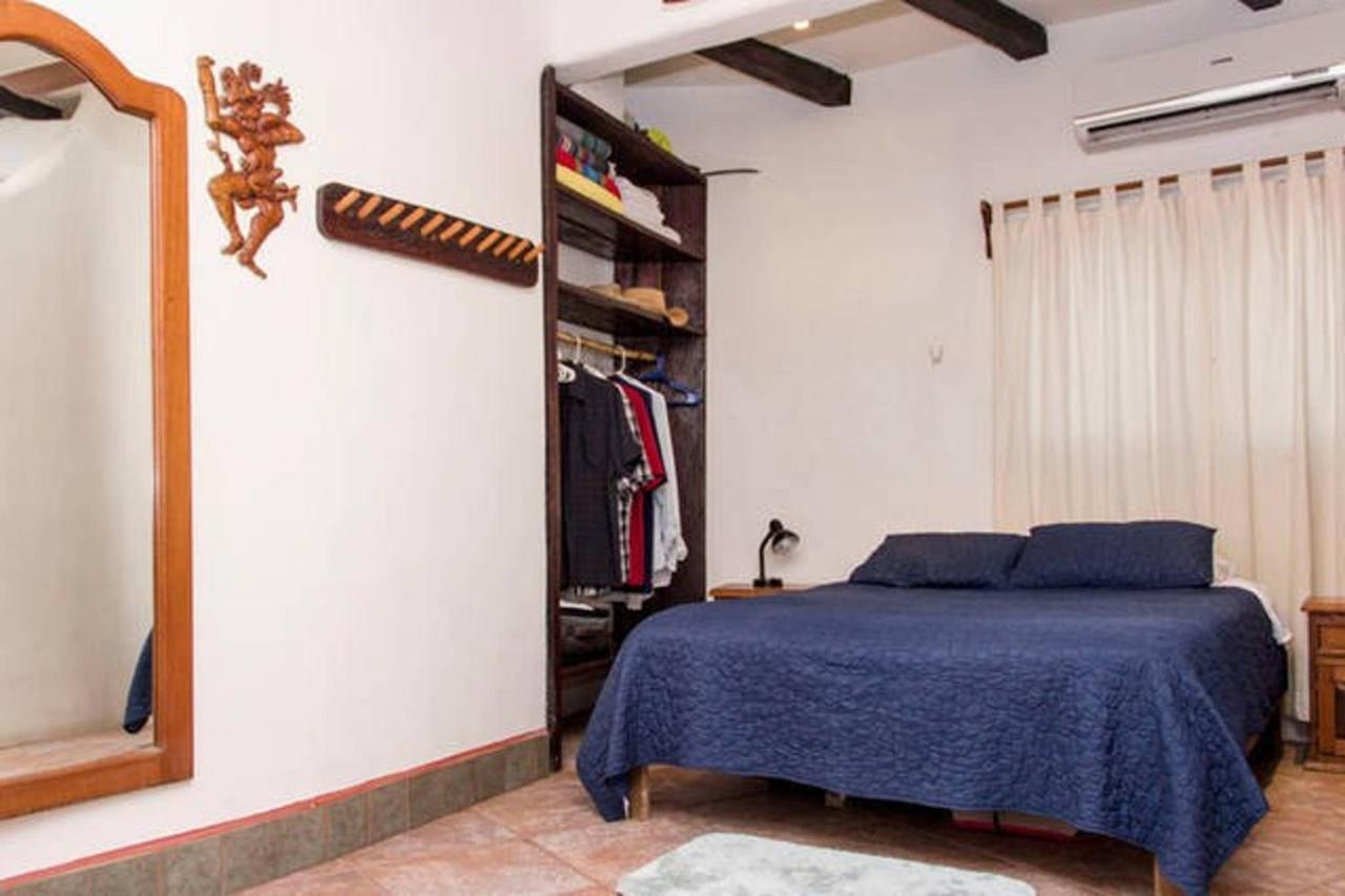 One Bedroom In The Heart Of Playa Only One Block To The Beach! Apartamento